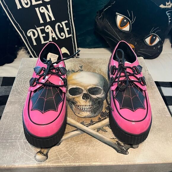 Strange Cvlt Hot Pink Patent Krypt Creepers NWT Size 9 Women’s - Picture 4 of 12